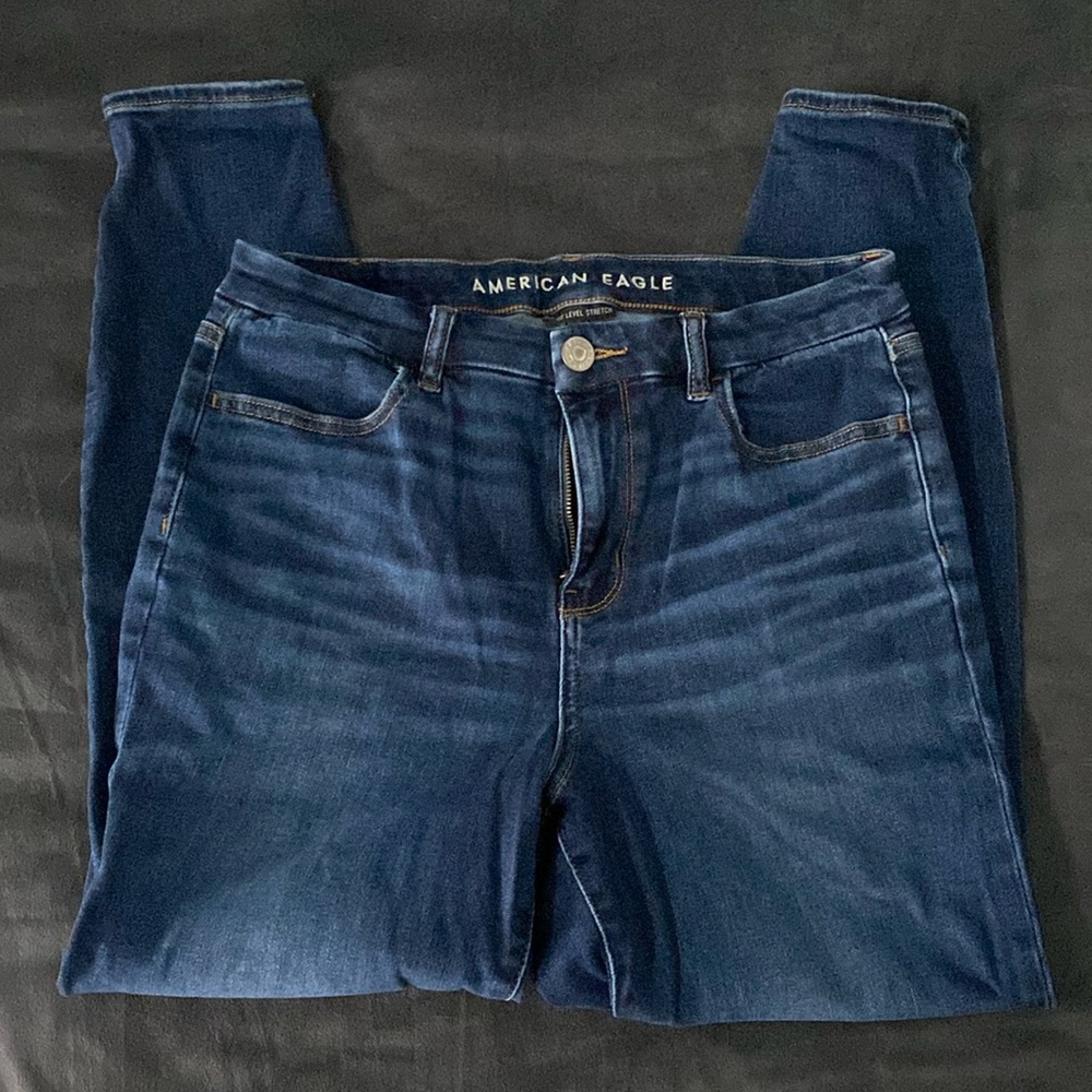 American Eagle Curvy jeans